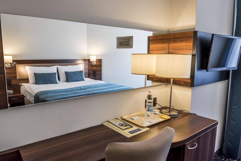 Hotel Justyna Krakow Oda fotoğraf