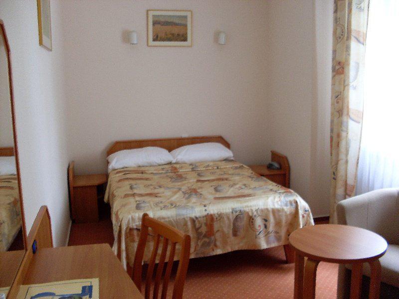 Hotel Justyna Krakow Dış mekan fotoğraf